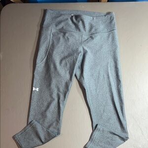 Under Armour women’s large Charcoal Performance Leggings